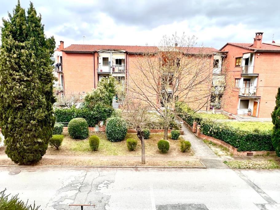Appartamento Comfyspot Rosia Esterno foto