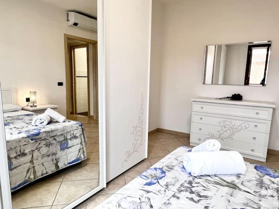 Appartamento Comfyspot Rosia Esterno foto