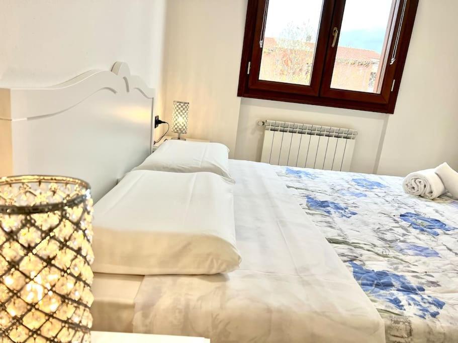 Appartamento Comfyspot Rosia Esterno foto