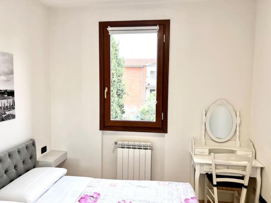 Appartamento Comfyspot Rosia Esterno foto