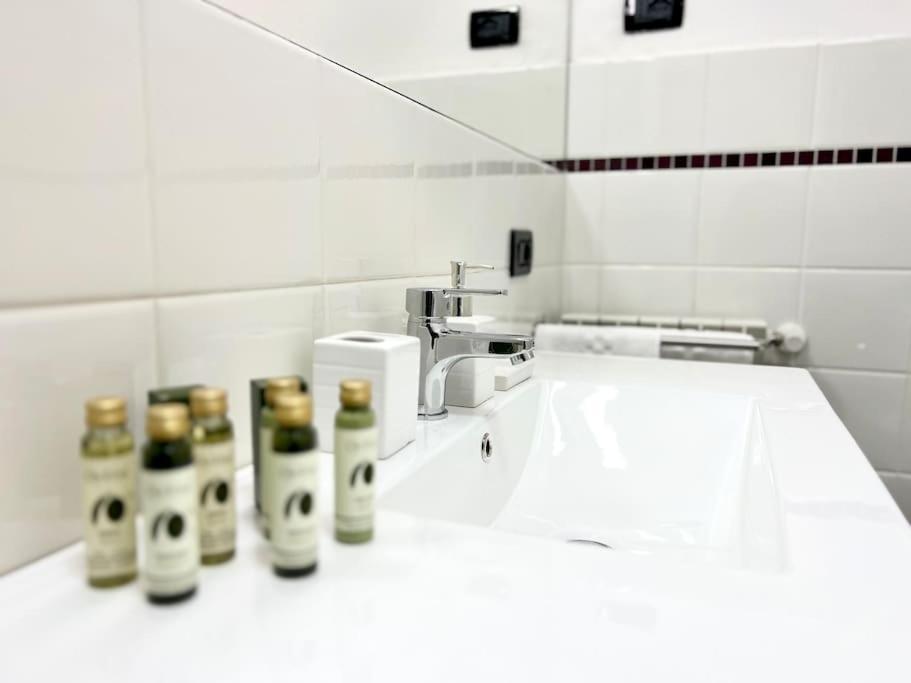 Appartamento Comfyspot Rosia Esterno foto